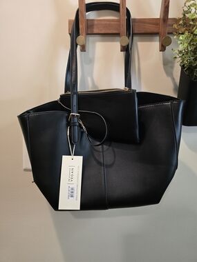 NWT Vegan Leather Black Tote Bag with Pouch